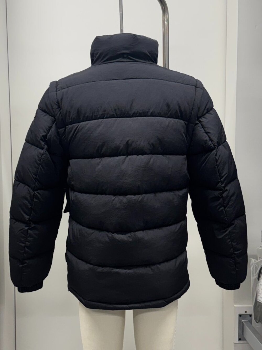 Napapijri Black Modular 3-in-1 Jacket – Removable Hood & Sleeves - Picture 9 of 16